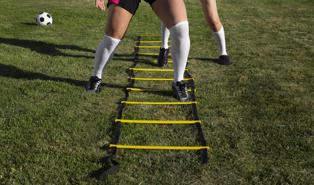 front-view-soccer-players-field